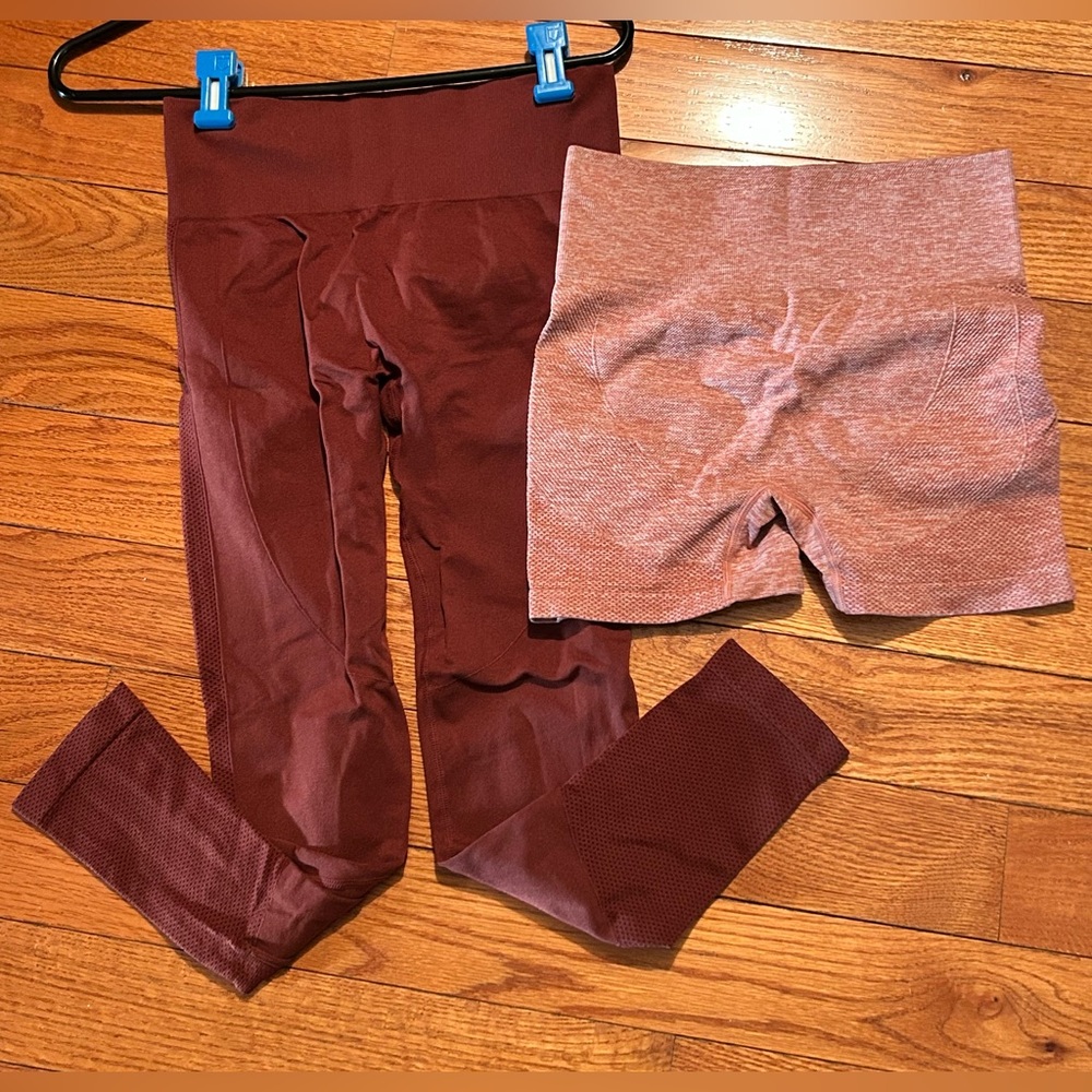 Women 2-Piece Athletic Yoga Leggings & Butt Scrunch Shorts Size M